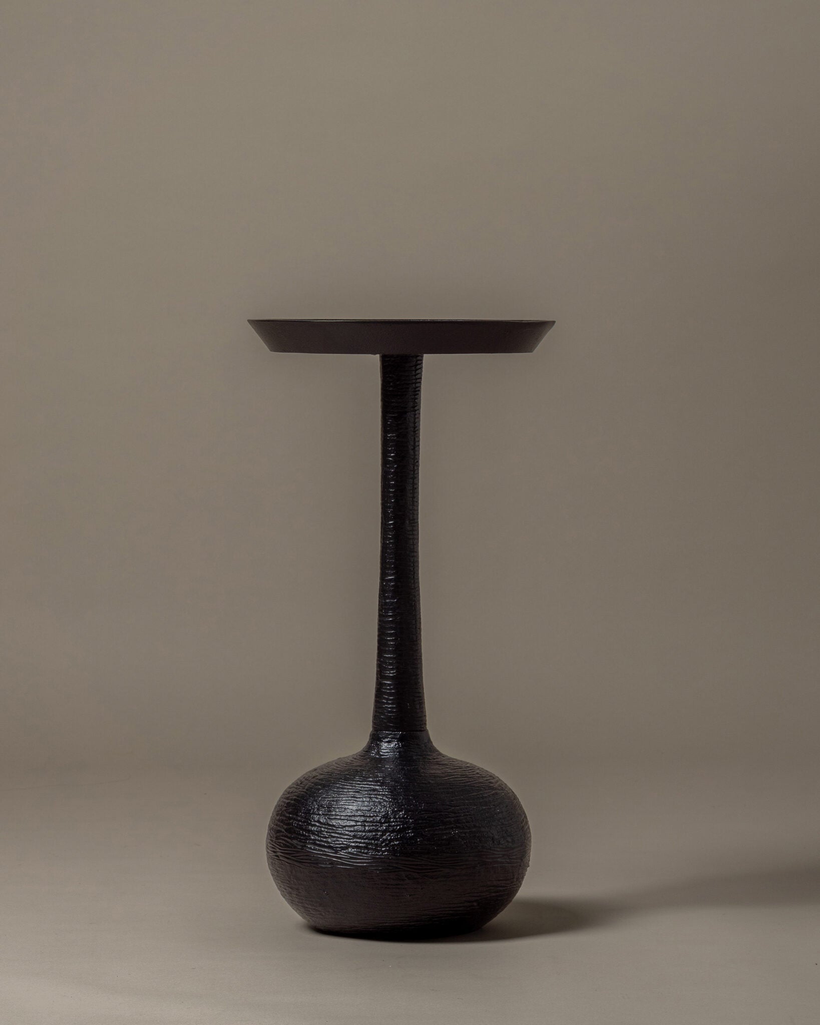 Mesa Auxiliar Diya