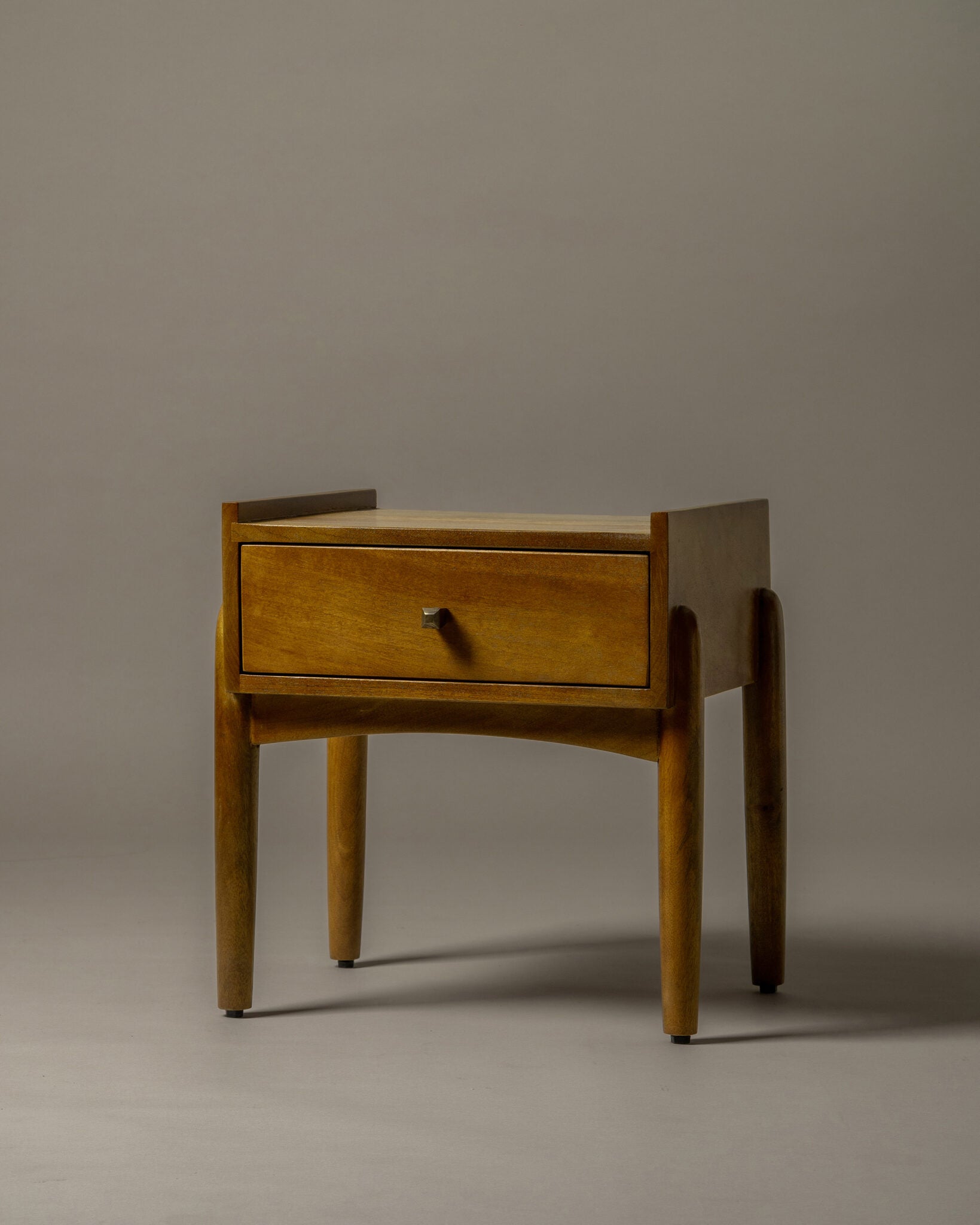 Mesa de Noche Soma